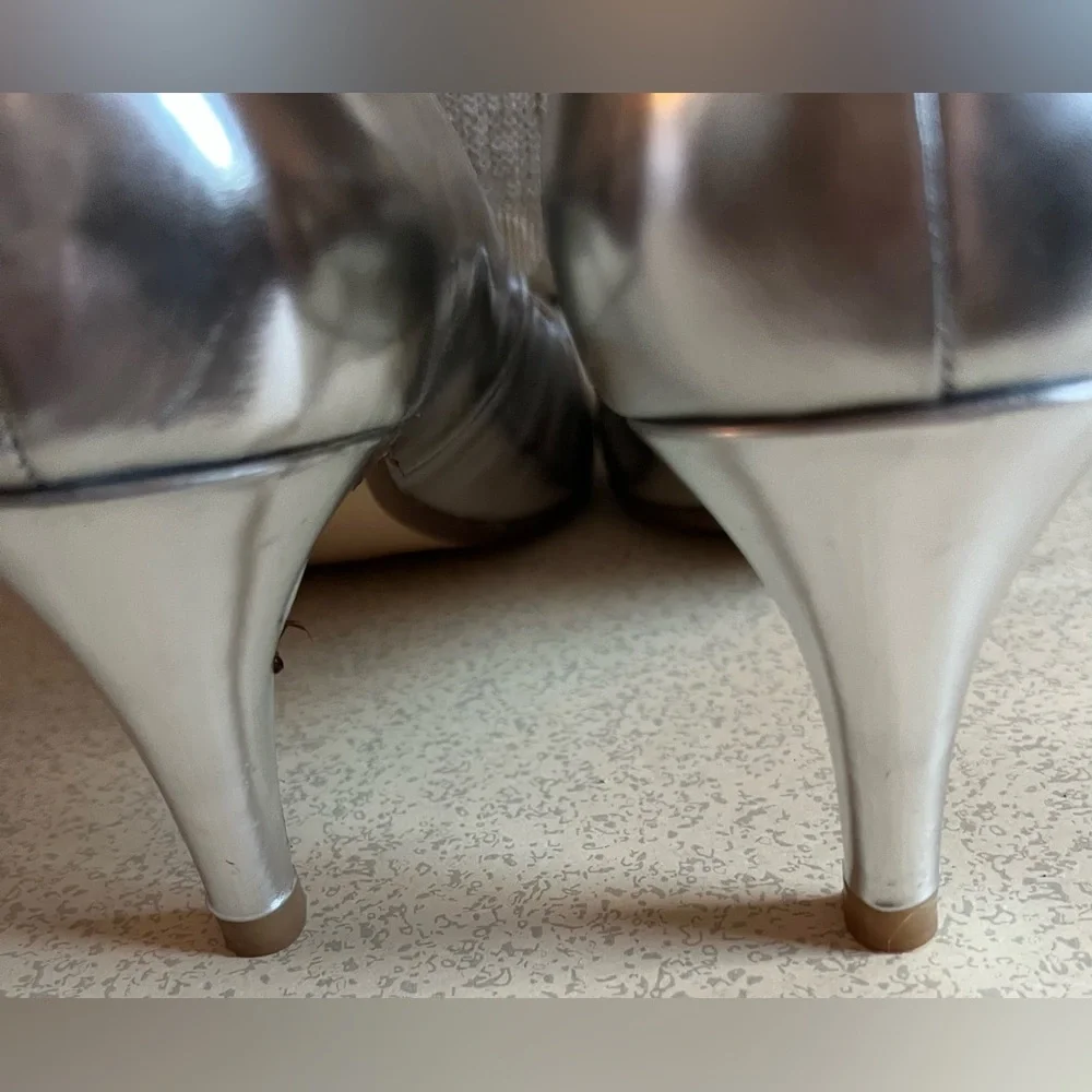Banana Republic Shiny Silver Heels - Picture 4 of 6